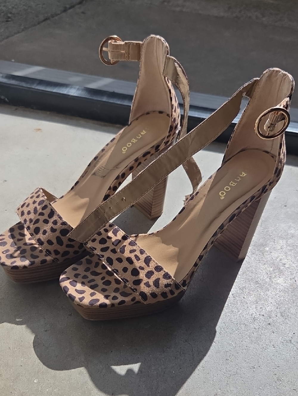 BAMBOO Leopard Print Platform Block Heel Sandals - Tan/Black